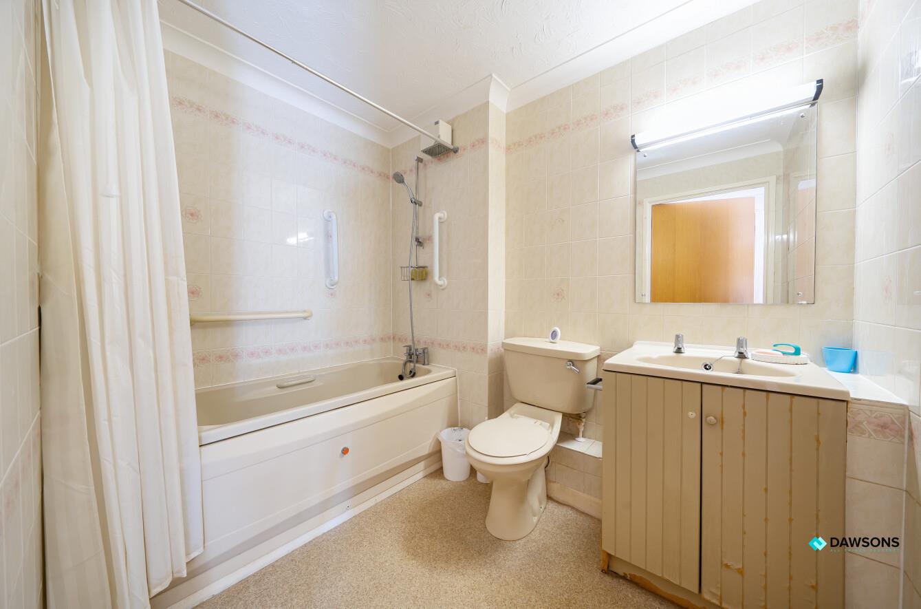 Mumbles Bay Court, Blackpill, Swansea, SA3 5BS